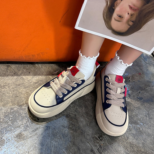 Damen Lifestyle Sneakers mit modischem Design und ergonomischem Fußbett EB