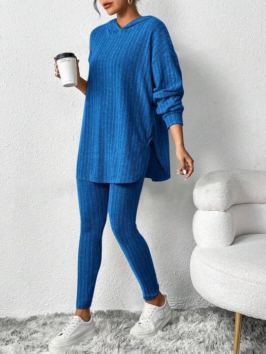 Damen lässiges Lounge-Outfit mit oversized Pullover und Leggings EB