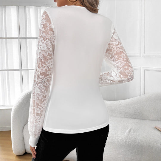 Damen nan figurbetontes Spitzenshirt mit V-Ausschnitt, transparenten Spitzenärmeln und Strassbesatz EB