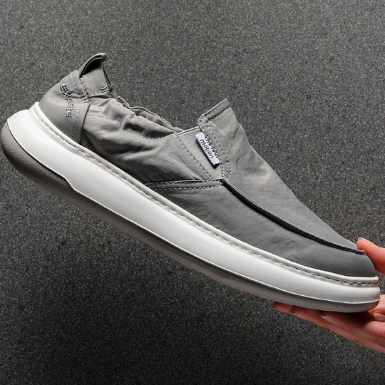 Damen Slip-On Sneakers mit elastischem Komfort und rutschfester Sohle EB