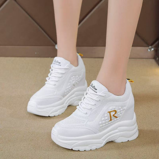 Damen modische Sneaker mit luftigen Netzdetails und rutschfester Sohle EB