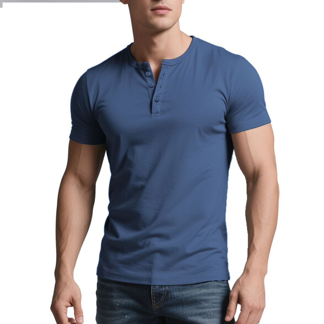 Herren nan kurzes Henley-Shirt mit dezenter Knopfleiste und figurbetontem Schnitt EB