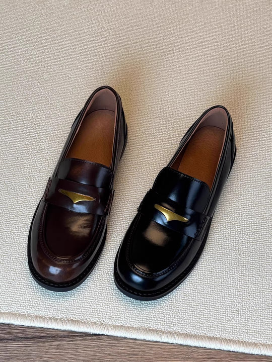 Damen hochwertige Mokassins mit elegantem Goldakzent und komfortablem Fußbett EB