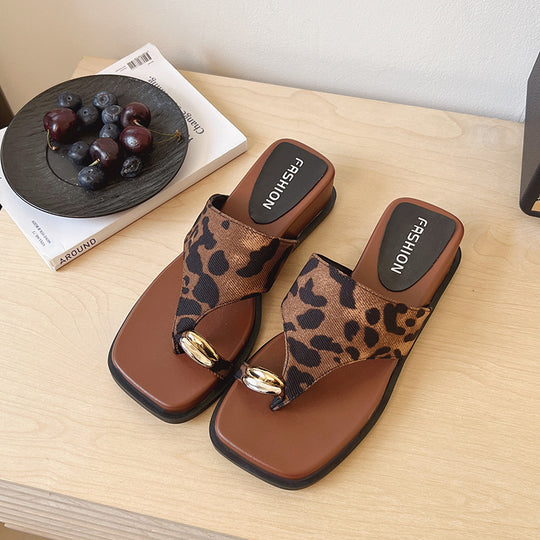 Damen modische Riemchen-Pantoletten mit eleganter Schnallen-Applikation EB