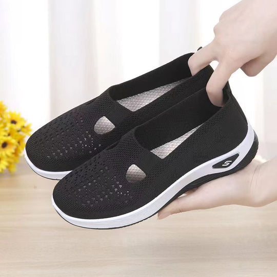 Damen Slip-On Sneakers mit atmungsaktivem Strick-Obermaterial und flexibler Sohle EB