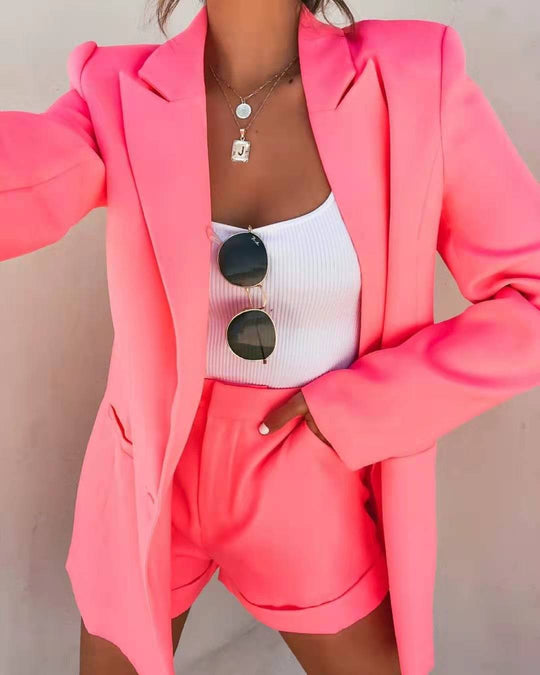 Damen nan figurbetontes Longblazer- und High-Waist-Shorts-Set mit überschnittenen Schultern und aufgesetzten Taschen EB