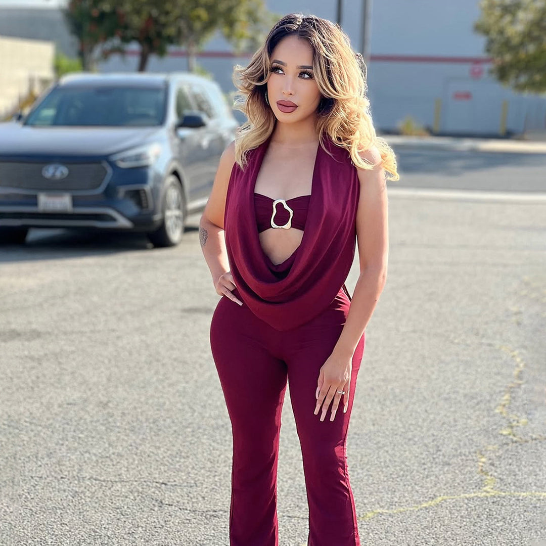 Damen Eleganter Jumpsuit mit anpassbarem Ausschnitt und schickem Gürtel EB