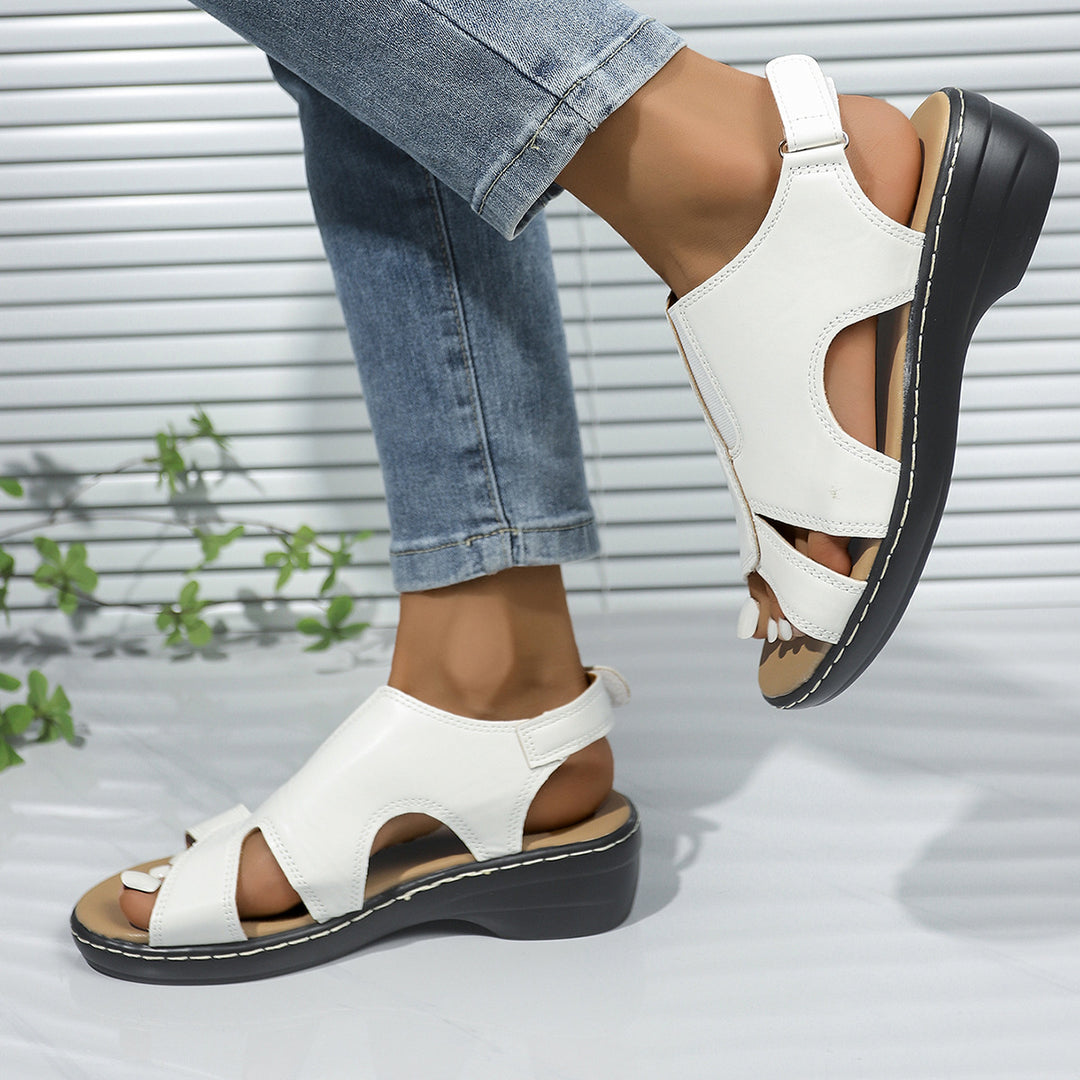 Damen Komfortable und stilvolle Sandalen mit verstellbarem Riemen EB