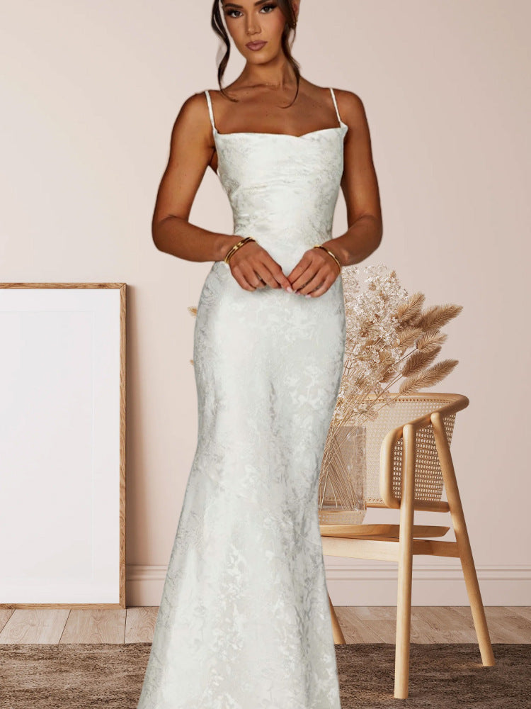 Damen Elegantes Maxikleid mit verführerischen Spaghettiträgern EB