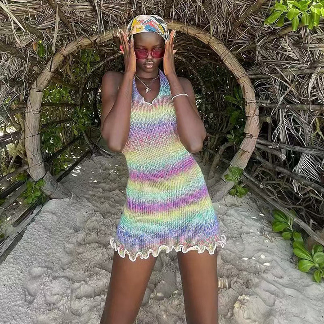 Damen Häkel-Strandkleid mit raffinierten Wellenmustern und verspieltem Saum EB