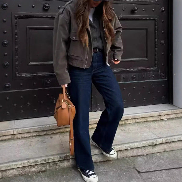 Damen trendige Oversized-Cordjacke mit praktischen Taschen und modischen Schulterdetails EB