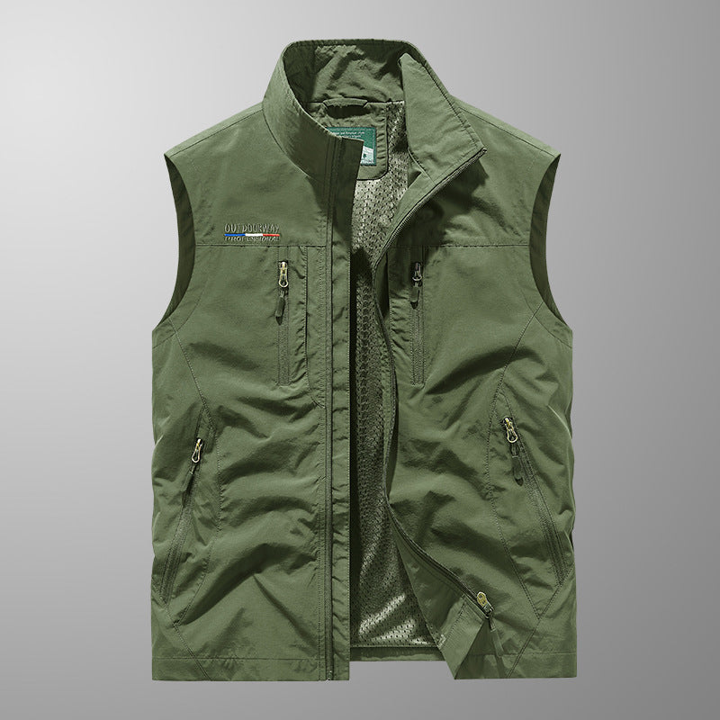 Herren Multifunktionale Outdoor-Utility‑Weste mit Mesh‑Innenfutter und zahlreichen Taschen EB