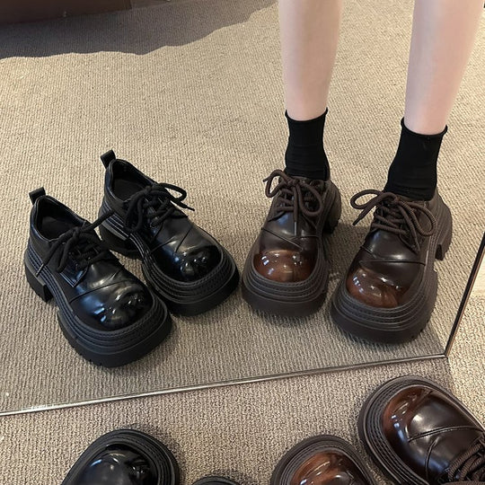 Damen modische Schnürschuhe mit rutschfester Sohle und innovativem Design EB