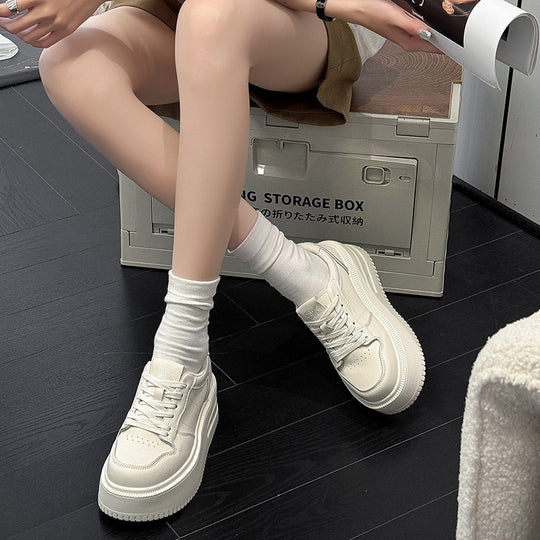 Damen Plateau-Sneaker mit trendiger Profilsohle und komfortabler Polsterung EB