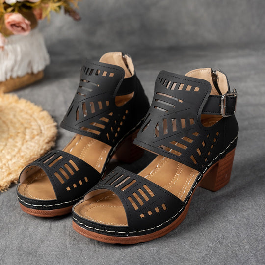 Damen Schnürsandalen im modischen Cut-Out-Design EB