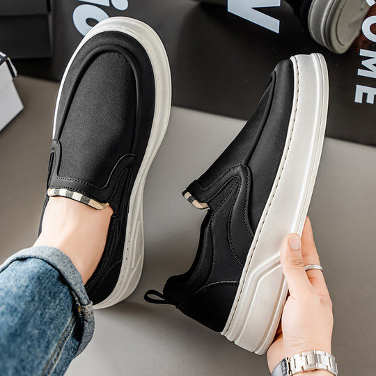 Damen Sneaker mit elastischem Einstieg und weicher Sohle EB
