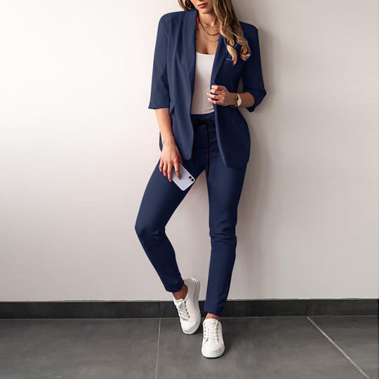 Damen elegantes und modernes Anzug-Set mit tailliertem Blazer und schmalen Hosen EB
