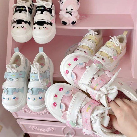 Damen Sneaker mit verspielten Tiermotiven und doppeltem Klettverschluss EB