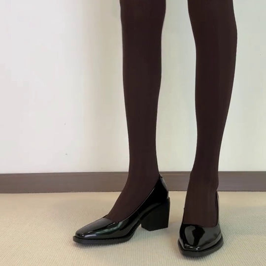 Damen elegante Blockabsatz-Pumps mit hochglänzender Lederoberfläche und komfortabler Fußbettstruktur EB