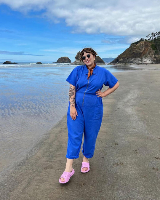 Damen legerer Jumpsuit mit praktischen Taschen und Reißverschluss EB