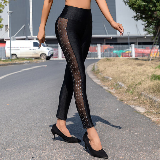 Damen Hochglänzende Leggings mit transparenten Mesh-Einsätzen und Strass-Detail EB