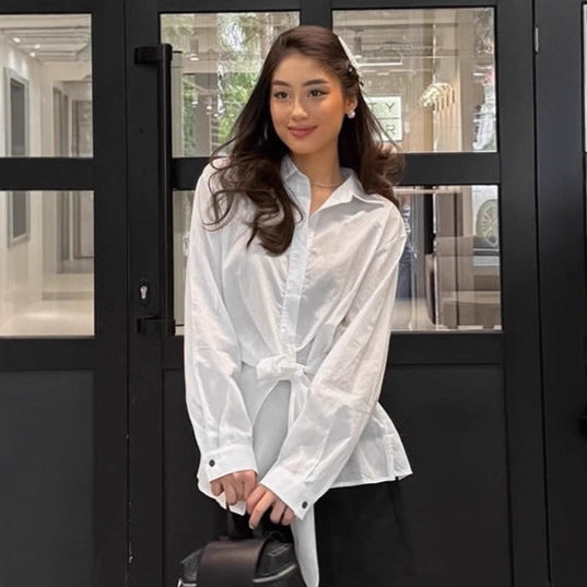 Damen Modische Bluse mit Bindegürtel und lässigem Schnitt EB