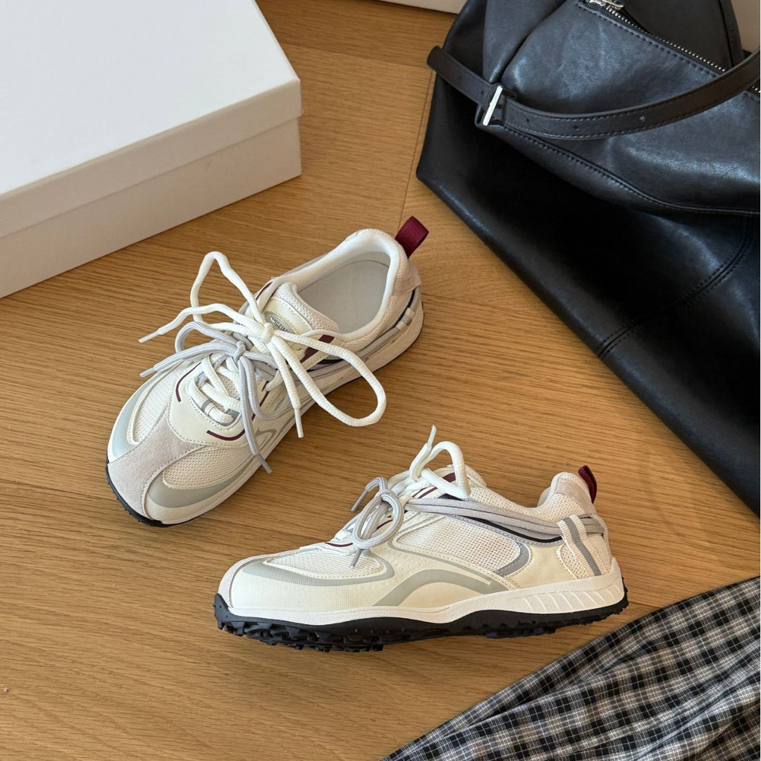 Damen Sportliche Lace-Up Sneaker mit atmungsaktiver Mesh-Oberfläche und dämpfender Sohle EB