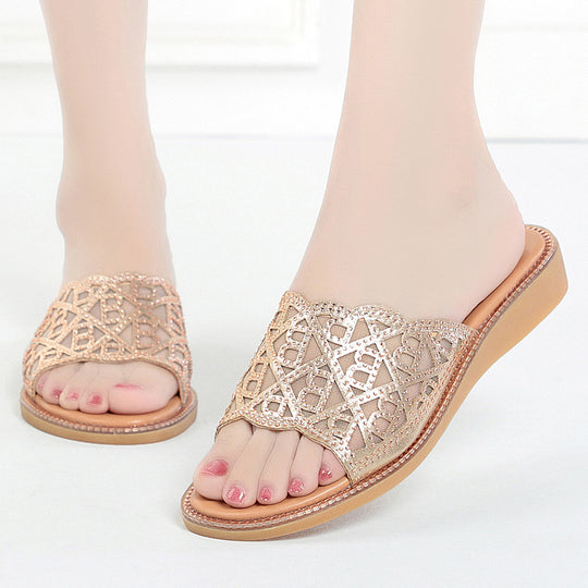 Damen Bequeme und elegante Slipper mit dekorativem Laser-Cut EB