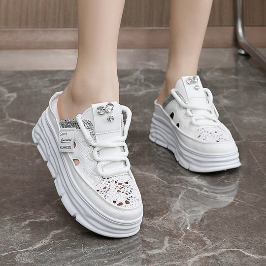 Damen Plateau Clogs mit atmungsaktiver Obermaterialstruktur und elegantem Glitzerelement EB