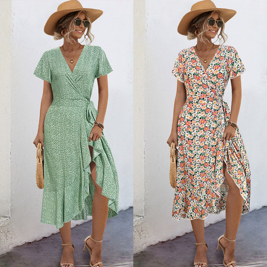Damen Wickelkleid mit floralen Akzenten und seitlichem Schlitz EB