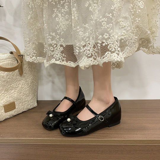 Damen Ballerinas mit modischer Schleife und perlenverziertem Riemen EB