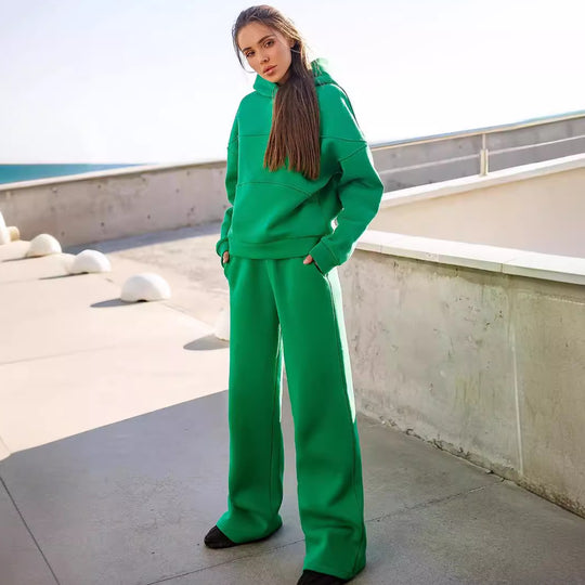 Damen Oversized Loungewear-Set aus schwerem French-Terry mit strukturierter Kapuze und Relax-Jogginghose EB