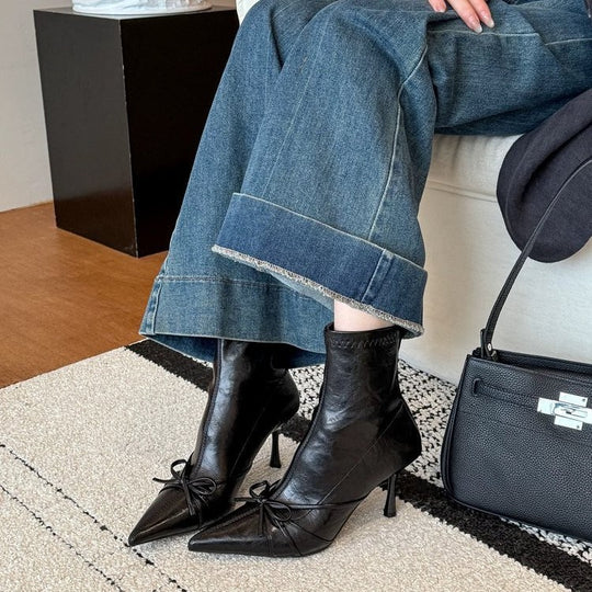 Damen elegante Plateau-Stiefeletten mit dekorativer Schnürung und spitzem Design EB