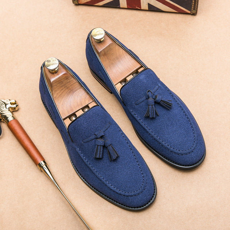 Herren Quasten-Slipper aus Veloursleder mit handgenähter Moccasinnaht und gepolstertem Lederfußbett EB