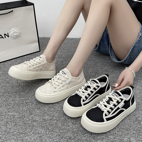 Damen Sportliche Sneakers mit modischem Design und stylischen Akzenten EB
