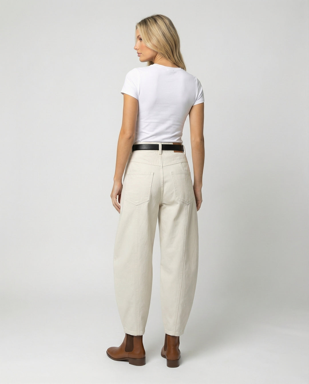 Damen hochtaillierte extraweite Twill-Hose mit großen aufgesetzten Taschen und Kellerfalten EB