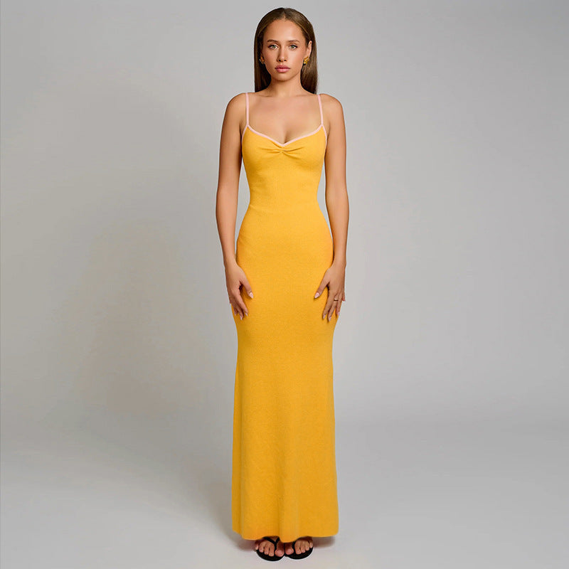 Damen Maxikleid mit schmalen Spaghettiträgern und elegantem Schnitt EB