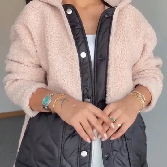 Damen Kuschelige Teddyjacke mit Reißverschluss und Kapuze EB