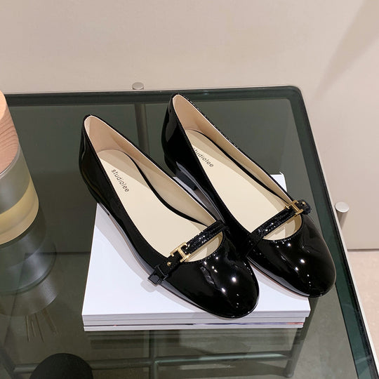 Damen Ballerina-Schuhe mit elegantem Riemendesign und modischen Akzenten EB