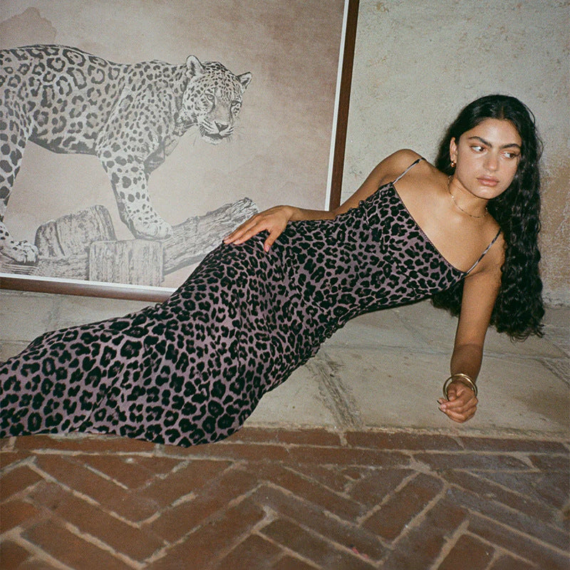 Damen Maxikleid mit elegantem Animal-Print und schmalen Trägern EB