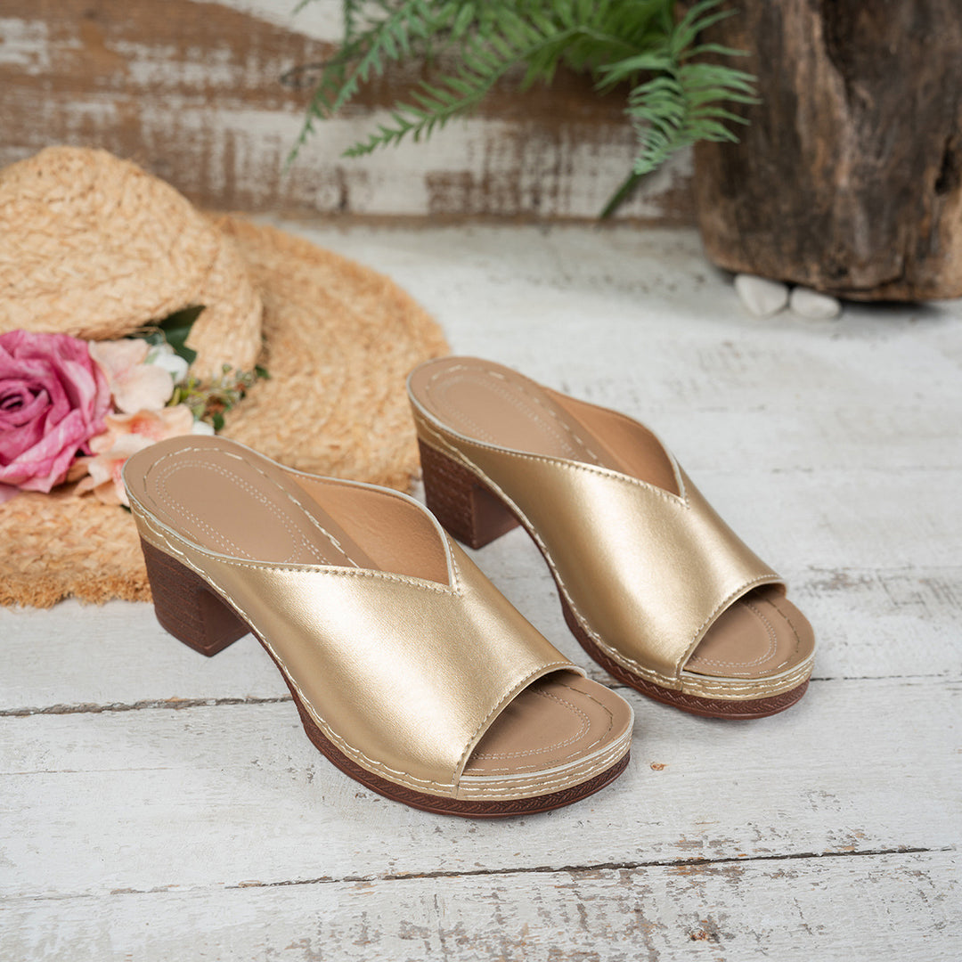 Damen elegante und bequeme Schlappen mit geschwungenem Schnitt EB