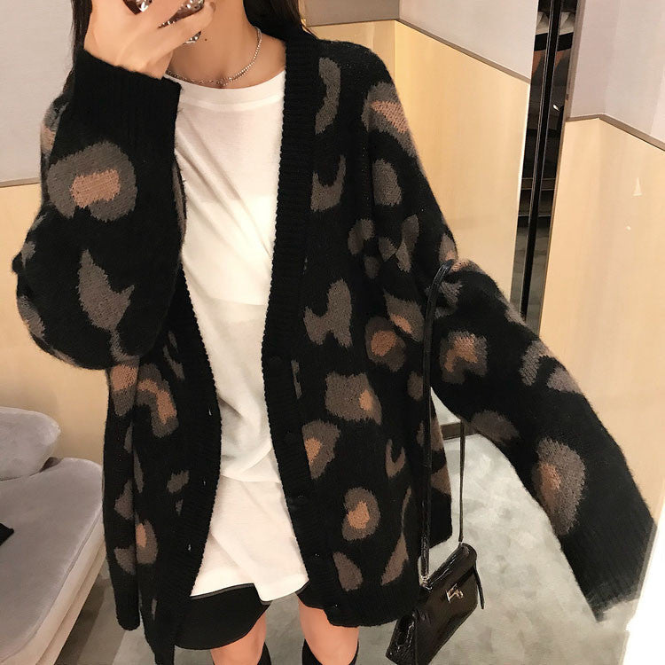 Damen Strickcardigan mit auffälligem Leopardenmuster und großzügigem Schnitt EB