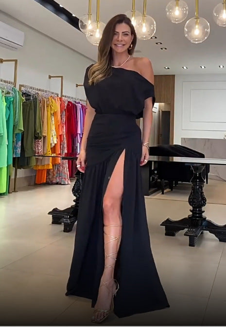 Damen Asymmetrisches Maxikleid mit Schlitz und Schulterfreiem Design EB