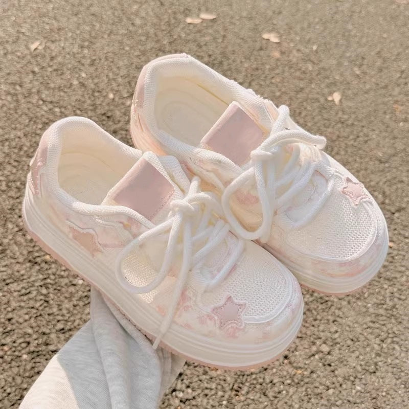 Damen Komfortable Sneaker mit modischem Sternenmotiv und atmungsaktiven Netzdetails EB