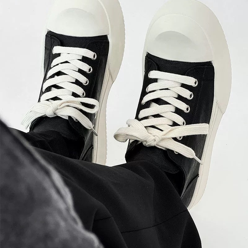 Damen Plateau-Sneaker im minimalistischen Design mit dicker Sohle EB