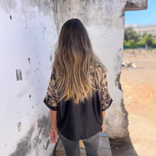 Damen Transparente Bluse mit animalischem Druck EB