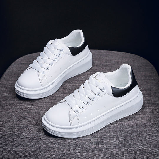Damen Plattform Sneakers mit moderner Silhouette und komfortabler Dämpfung EB