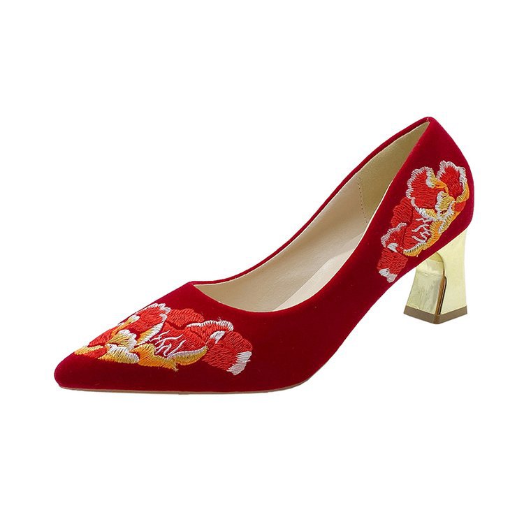 Damen Spitzen-Pumps mit floralem Stickdesign und elegantem goldfarbenen Absatz EB