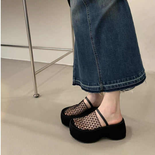 Damen Plattform-Mules mit durchlöchertem Netzdesign und komfortabler Sohle EB