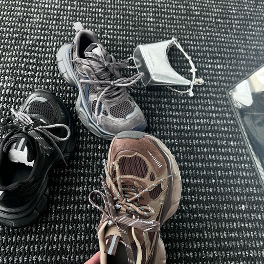 Damen Sportliche Sneakers mit robustem Sohlenprofil und atmungsaktivem Obermaterial EB